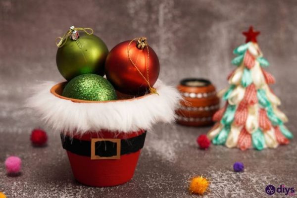 Plant pots decorated for christmas ideas